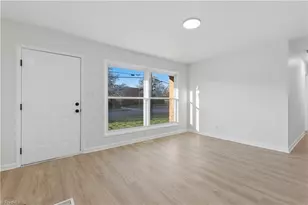 2301 Ontario St, Greensboro, NC 27403 - Photo 7