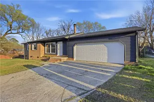 2301 Ontario St, Greensboro, NC 27403 - Photo 3