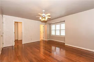 351 S Cherry St, Kernersville, NC 27284 - Photo 9