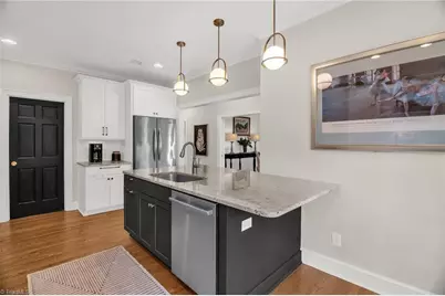 130 Sunset Circle #104, Greensboro, NC 27408 - Photo 9