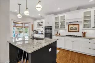 130 Sunset Cir, Greensboro, NC 27408 - Photo 7