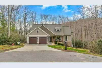 362 Fairway Oaks Drive, West Jefferson, NC 28694 - Photo 3