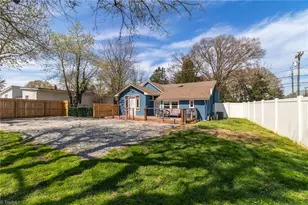 605 S Main St, Kernersville, NC 27284 - Photo 25