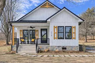 219 Grayson St, Sparta, NC 28675 - Photo 1