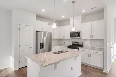 910 Plum Creek Place, Greensboro, NC 27405 - Photo 13