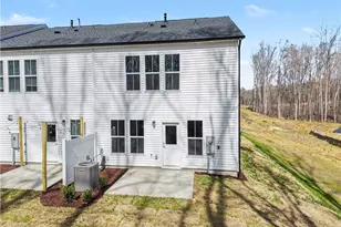 910 Plum Crk Pl, Greensboro, NC 27405 - Photo 27