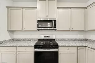 1417 Allegheny River St, Greensboro, NC 27405 - Photo 15