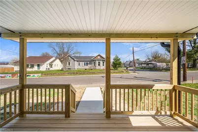303 Orchard Street, Mount Airy, NC 27030 - Photo 5
