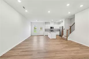 1411 Allegheny River St, Greensboro, NC 27405 - Photo 7