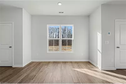 1409 Allegheny  River Street, Greensboro, NC 27405 - Photo 7