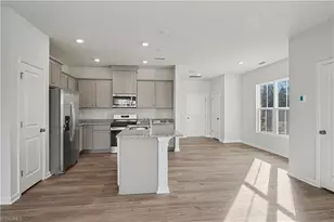 1409 Allegheny River St, Greensboro, NC 27405 - Photo 11