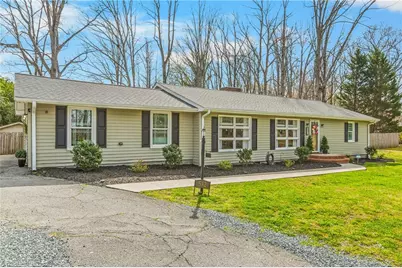 532 Lakeside Drive, Walnut Cove, NC 27052 - Photo 3