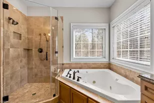 2435 Lake Oak Ct, High Point, NC 27265 - Photo 21