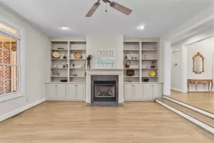 2435 Lake Oak Ct, High Point, NC 27265 - Photo 9