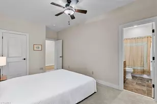 2435 Lake Oak Ct, High Point, NC 27265 - Photo 25