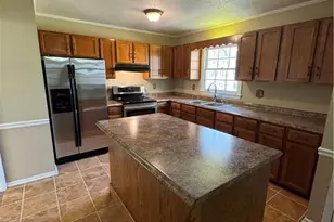 1055 Brookridge Dr, Walnut Cove, NC 27052 - Photo 11