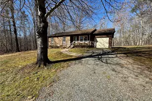 1055 Brookridge Dr, Walnut Cove, NC 27052 - Photo 5