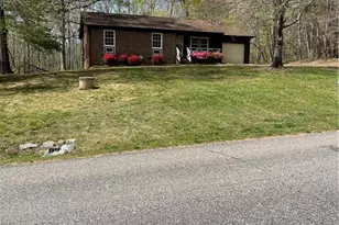 1055 Brookridge Dr, Walnut Cove, NC 27052 - Photo 5