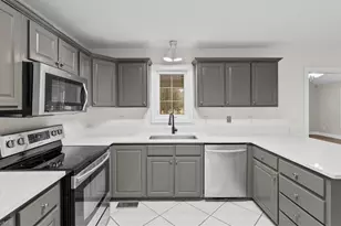 2392 Hickory Forest Dr, Asheboro, NC 27203 - Photo 17