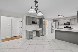 2392 Hickory Forest Dr, Asheboro, NC 27203 - Photo 15