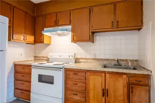 321 Vineyard Park Ct, Winston-Salem, NC 27104 - Photo 7