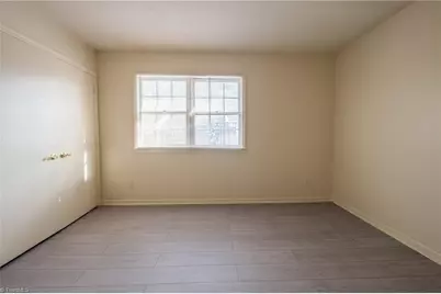 321 Vineyard Park Court, Winston-Salem, NC 27104 - Photo 15