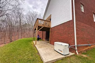 345 Arbor Ln, Eden, NC 27288 - Photo 43