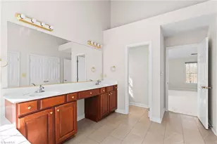 3204 Peninsula Dr, Jamestown, NC 27282 - Photo 39