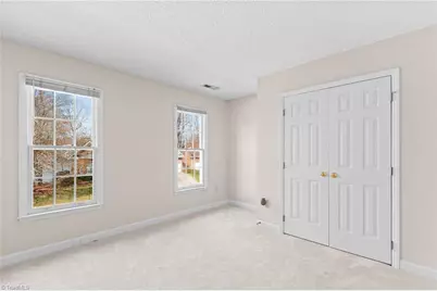 3204 Peninsula Drive, Jamestown, NC 27282 - Photo 35