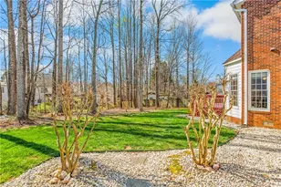 3204 Peninsula Dr, Jamestown, NC 27282 - Photo 45