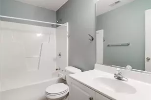 2221 Sweetbay Cir, Burlington, NC 27215 - Photo 35