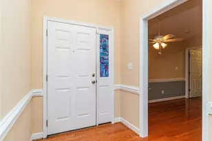 2221 Sweetbay Cir, Burlington, NC 27215 - Photo 5