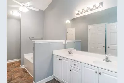 2221 Sweetbay Circle, Burlington, NC 27215 - Photo 23
