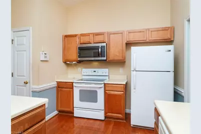 2221 Sweetbay Circle, Burlington, NC 27215 - Photo 7