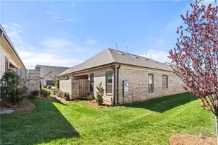 1557 Oakbluffs Dr, Colfax, NC 27235 - Photo 37