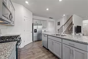 7448 Buckpasser Dr, Greensboro, NC 27455 - Photo 17