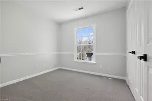 3012 Twin Knolls Dr, Winston-Salem, NC 27127 - Photo 9