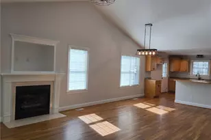 4417 Springbrook Dr, Burlington, NC 27215 - Photo 19