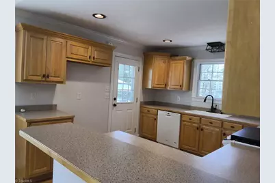 4417 Springbrook Drive, Burlington, NC 27215 - Photo 17