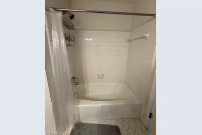 2543 Cottage Place, Greensboro, NC 27455 - Photo 17