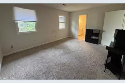 2543 Cottage Place, Greensboro, NC 27455 - Photo 15