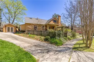 1602 West End Pl, Greensboro, NC 27403 - Photo 33