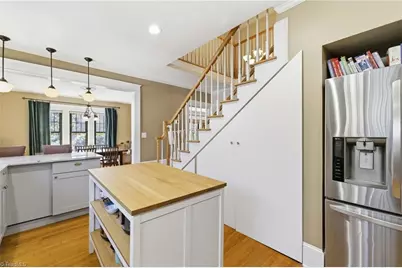 1602 W End Place, Greensboro, NC 27403 - Photo 19