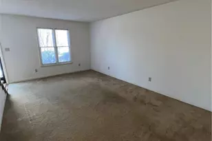 1057 Rock Knoll Ct, Winston-Salem, NC 27107 - Photo 7