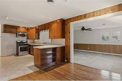 1302 Miller Street, Winston-Salem, NC 27103 - Photo 7