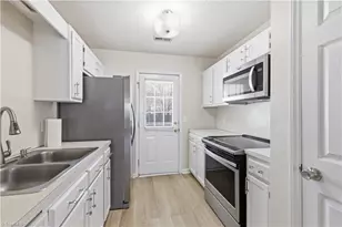 1000 Westbrook Ct, Archdale, NC 27263 - Photo 5