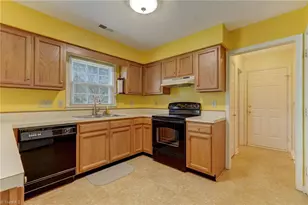 3335 Mill Spring Ct, Greensboro, NC 27410 - Photo 13