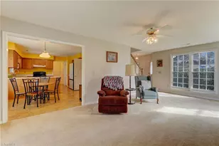 3335 Mill Spring Ct, Greensboro, NC 27410 - Photo 9