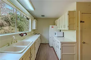 129 Oaklawn Rd, Mount Airy, NC 27030 - Photo 19