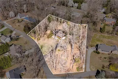 129 Oaklawn Road, Mount Airy, NC 27030 - Photo 7